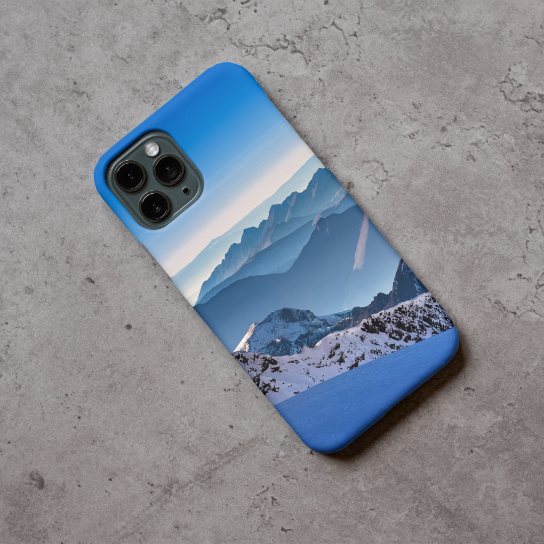 "Snowy mountains" - Coque double couche personnalisée prête à l'emploi pour iPhone